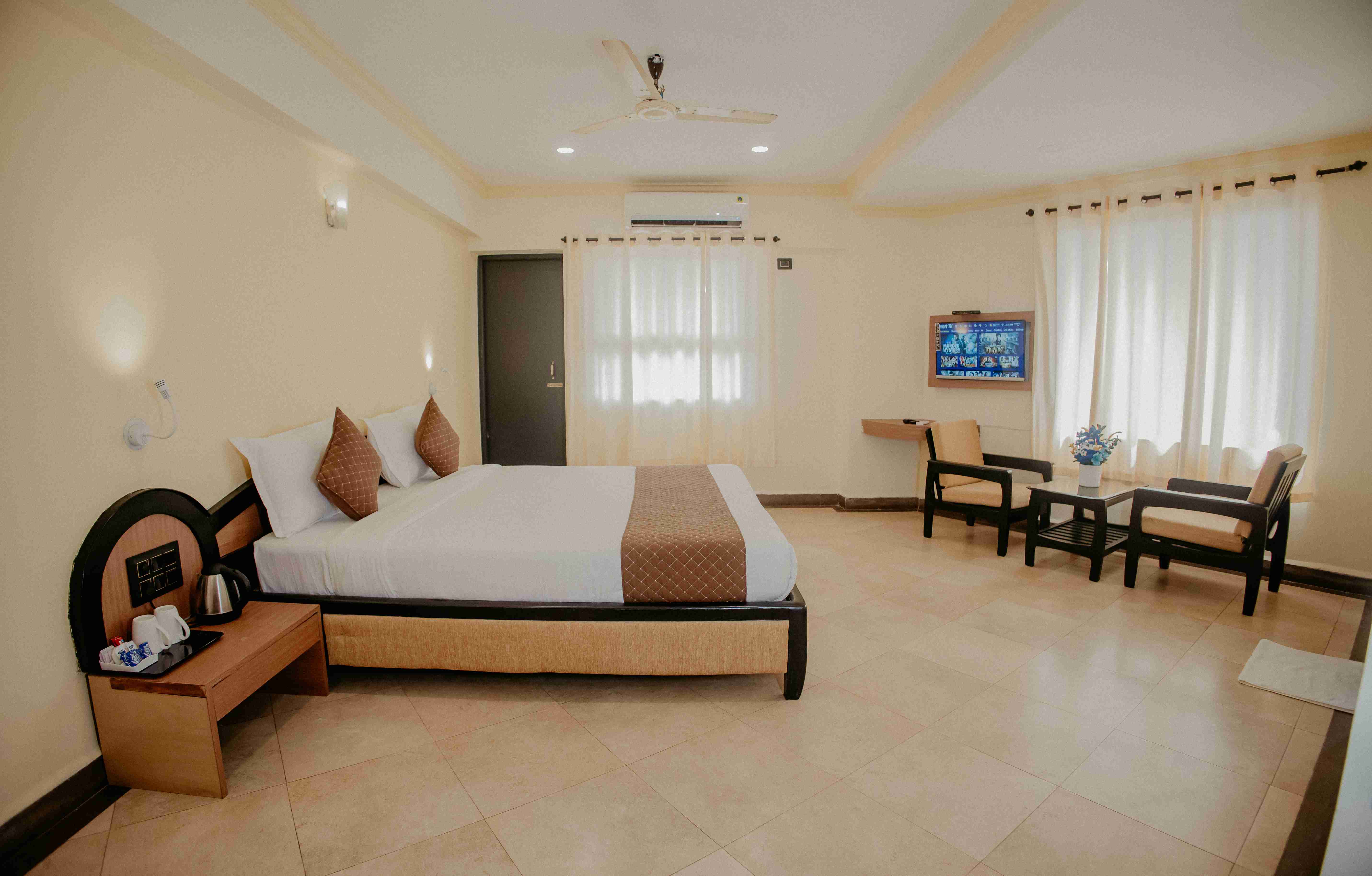Executive Suite at Om Shiv Hotel